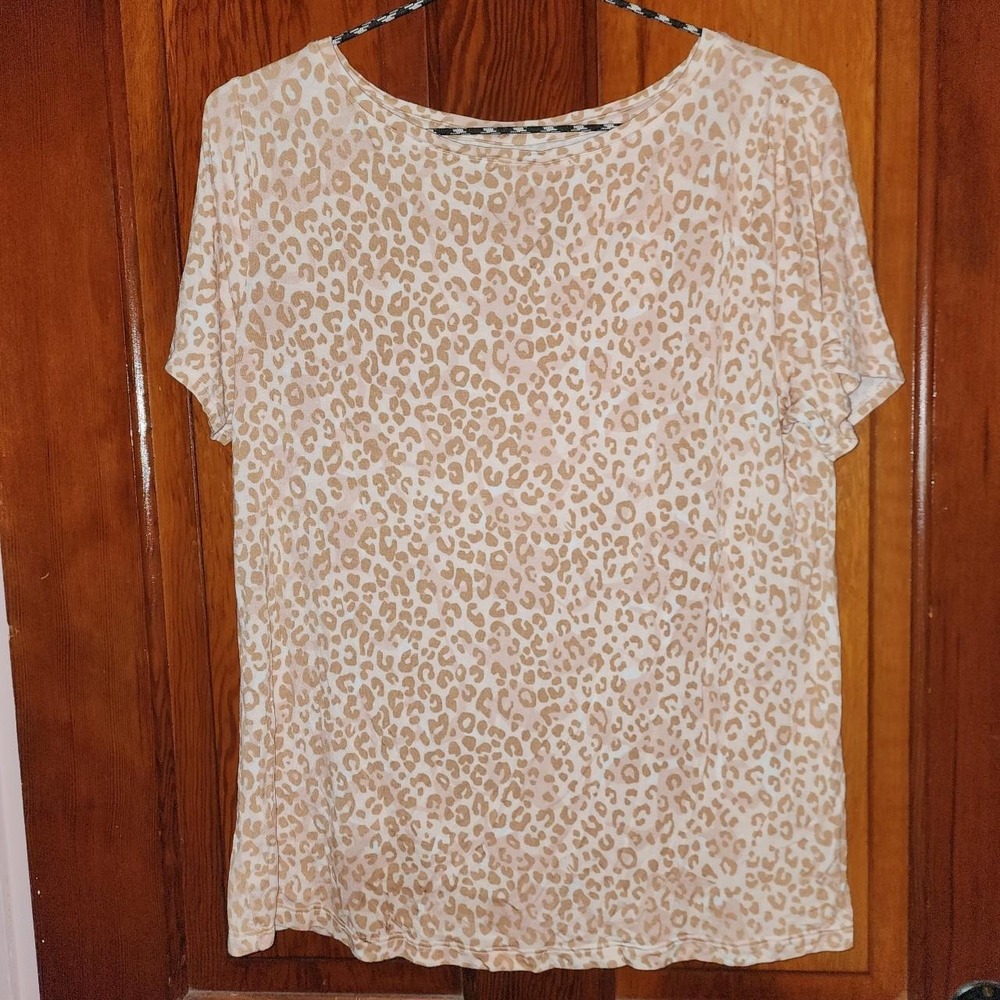Nine West Soft Spun Leopard Print Short Sleeve T-Shirt Tan Cream Large